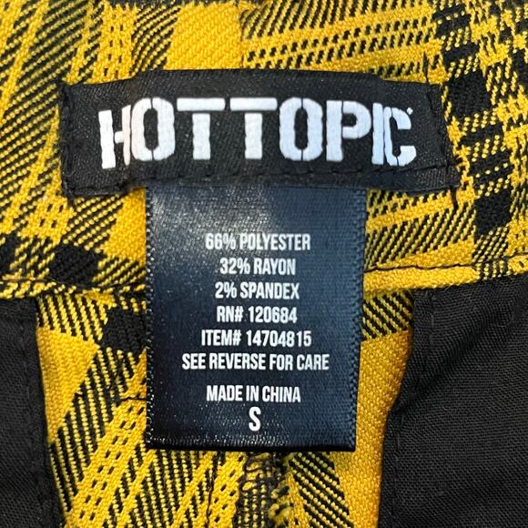 Hot Topic Yellow Black Plaid Cargo Suspender Bermuda Shorts Size Small - Picture 5 of 7
